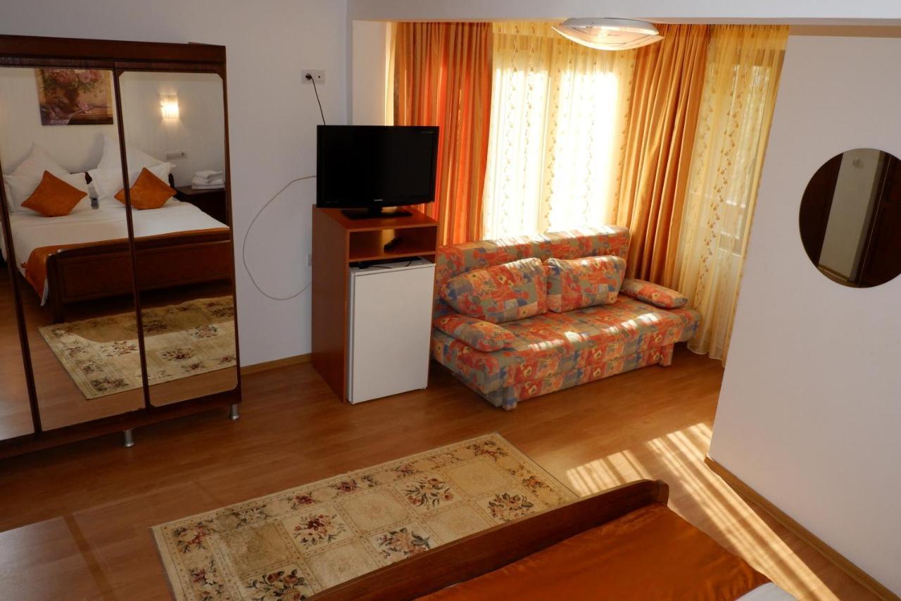 Pension Cuibul Viselor เบยเล เฮร์คูลาเน ภายนอก รูปภาพ
