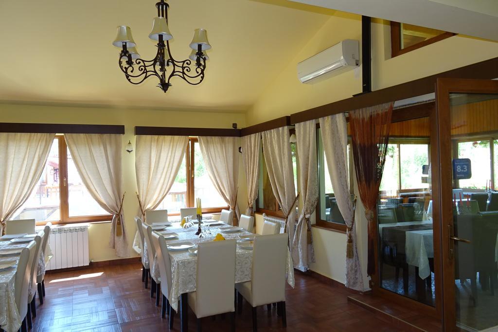 Pension Cuibul Viselor เบยเล เฮร์คูลาเน ภายนอก รูปภาพ
